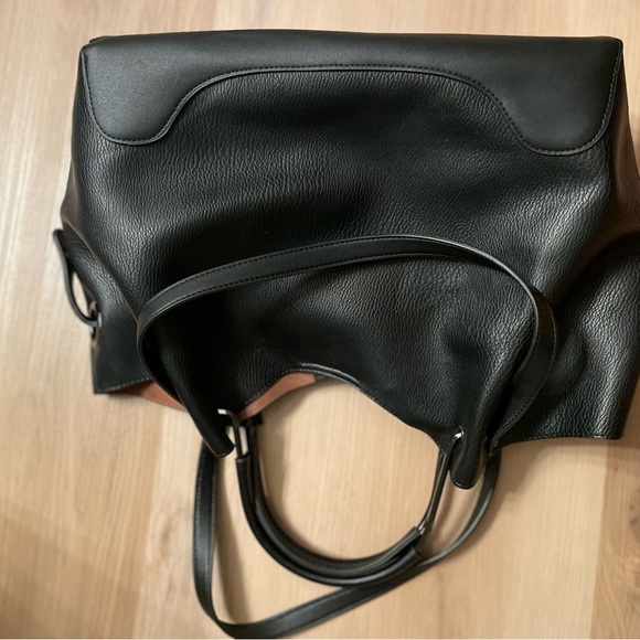 Sondra Roberts Squared Vegan Leather Double
Handle Shoulder Bag (NEW!) - Picture 9 of 9